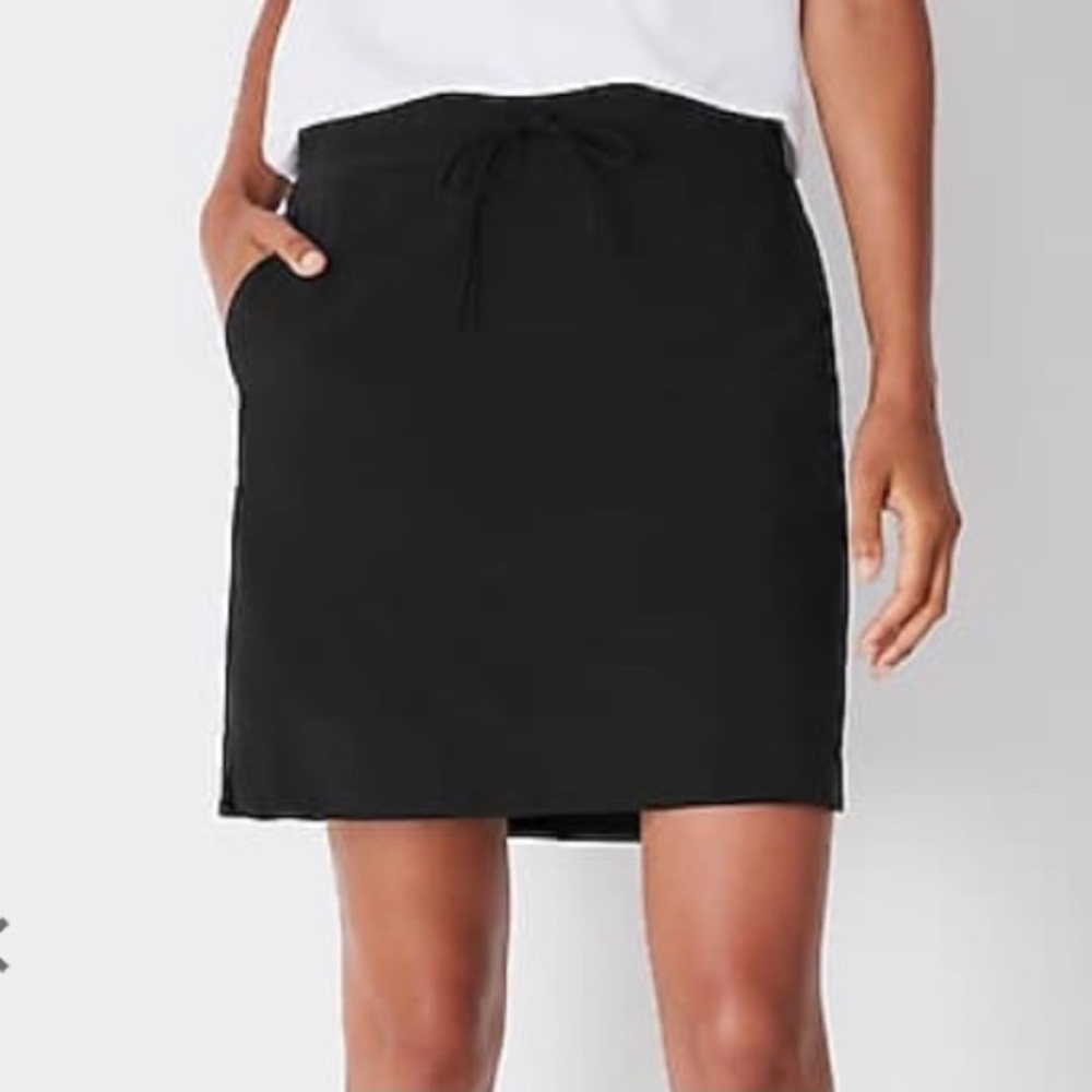 J. JILL Fit On-The-Go Black Skort Skirt